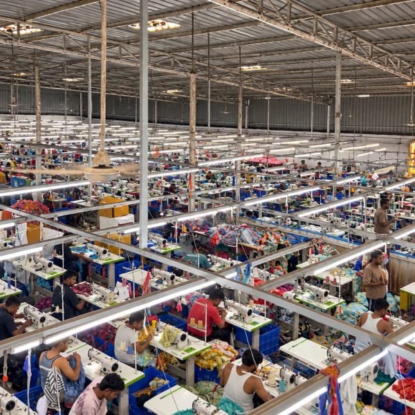 Factory photo — mobile (1)